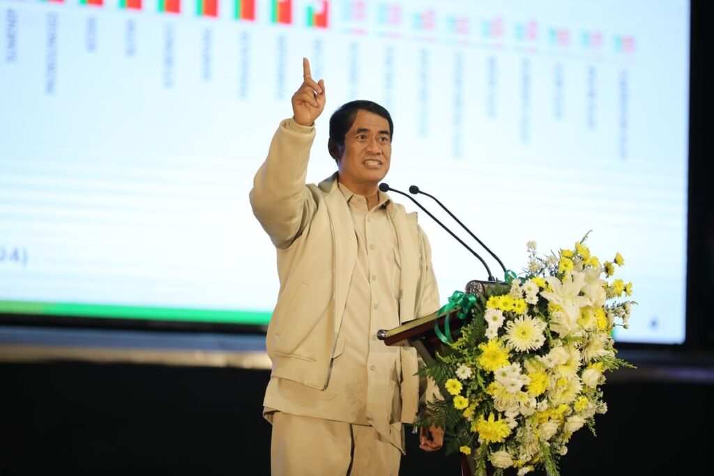 Ini Alasan! Menteri Amran Sulaiman Copot Pimpinan Bulog Kalsel