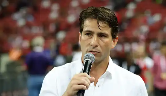 Maxwell: Bek Kiri Kalem yang Diam-Diam Koleksi Trofi Lebih Banyak dari Striker Top