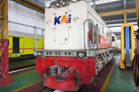 Proses Perawatan Rutin Lokomotif Modern agar Tetap Aman